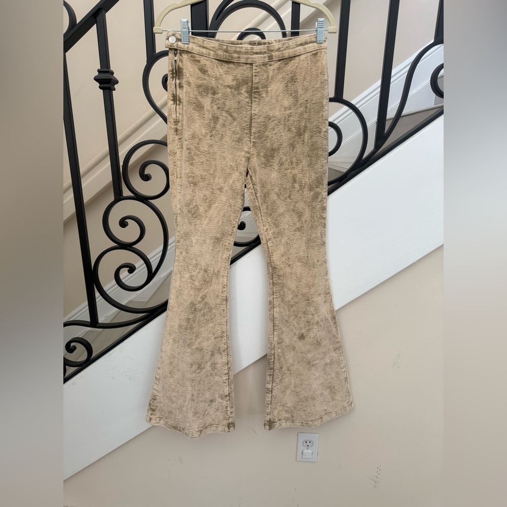 POL Stonewashed stretchy Corduroy Flare Jeans